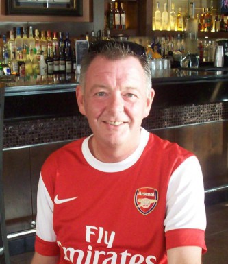 <span>David, 63</span>&nbsp;<span style='width: 25px; height: 16px; float: right; background-image: url(/bitmaps/flags_small/UK.PNG)'>&nbsp;</span><br><span>Mannheim, สหราชอาณาจักร</span>&nbsp;<input type='button' class='joinbtn' style='float: right' value='JOIN NOW' />