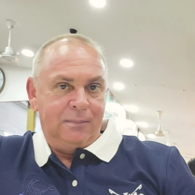 <span>Hartmut, 57</span>&nbsp;<span style='width: 25px; height: 16px; float: right; background-image: url(/bitmaps/flags_small/DE.PNG)'>&nbsp;</span><br><span>Augsburglec, Alemania</span>&nbsp;<input type='button' class='joinbtn' style='float: right' value='JOIN NOW' />